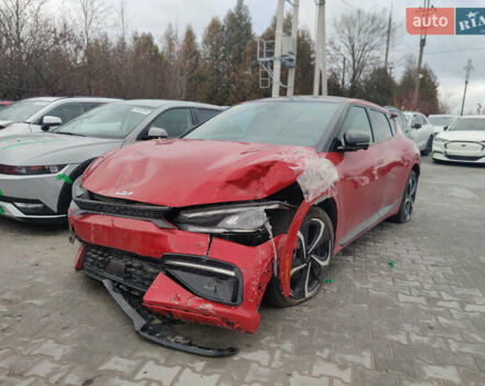 Красный Киа EV6, объемом двигателя 0 л и пробегом 39 тыс. км за 17600 $, фото 2 на Automoto.ua