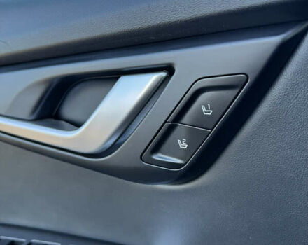 Красный Киа EV6, объемом двигателя 0 л и пробегом 80 тыс. км за 24000 $, фото 35 на Automoto.ua