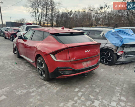 Красный Киа EV6, объемом двигателя 0 л и пробегом 39 тыс. км за 17600 $, фото 3 на Automoto.ua