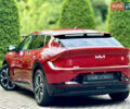 Красный Киа EV6, объемом двигателя 0 л и пробегом 54 тыс. км за 25950 $, фото 33 на Automoto.ua