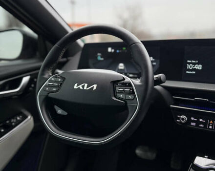 Красный Киа EV6, объемом двигателя 0 л и пробегом 53 тыс. км за 33900 $, фото 31 на Automoto.ua