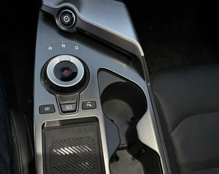 Червоний Кіа EV6, об'ємом двигуна 0 л та пробігом 82 тис. км за 27000 $, фото 14 на Automoto.ua