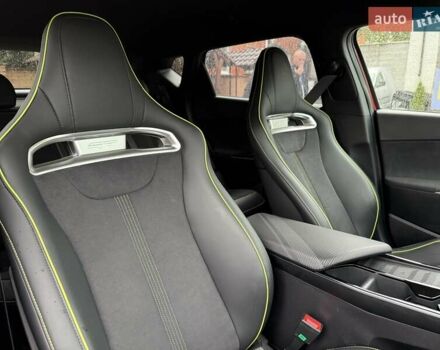 Червоний Кіа EV6, об'ємом двигуна 0 л та пробігом 12 тис. км за 28500 $, фото 46 на Automoto.ua