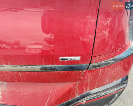 Красный Киа EV6, объемом двигателя 0 л и пробегом 39 тыс. км за 17600 $, фото 6 на Automoto.ua