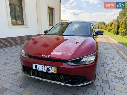 Кіа EV6 2022 у Сваляве на Automoto.ua Червоний Кіа EV6, об'ємом двигуна 0 л та пробігом 185 тис. км за 24500 $, фото 1 на Automoto.ua
