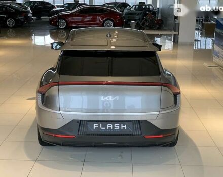 Киа EV6, объемом двигателя 0 л и пробегом 38 тыс. км за 27999 $, фото 8 на Automoto.ua