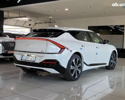 Киа EV6, объемом двигателя 0 л и пробегом 2 тыс. км за 45500 $, фото 3 на Automoto.ua