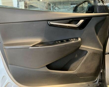 Кіа EV6, об'ємом двигуна 0 л та пробігом 38 тис. км за 25500 $, фото 13 на Automoto.ua