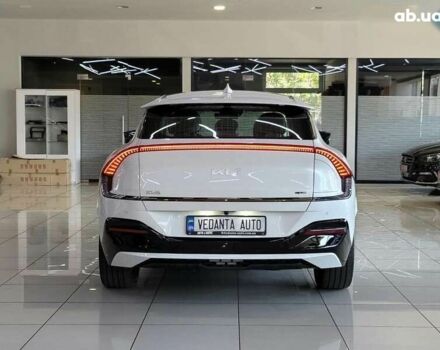 Киа EV6, объемом двигателя 0 л и пробегом 2 тыс. км за 45500 $, фото 4 на Automoto.ua