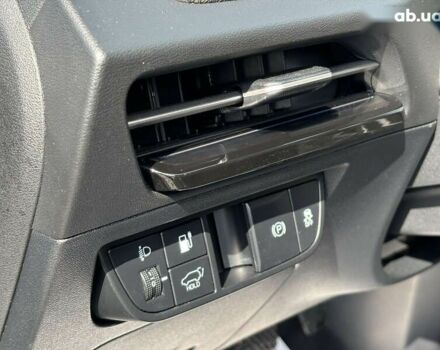 Киа EV6, объемом двигателя 0 л и пробегом 95 тыс. км за 26500 $, фото 17 на Automoto.ua