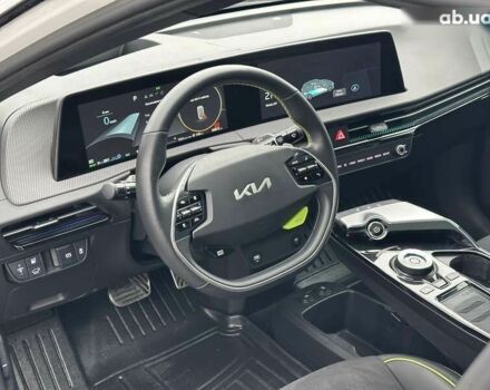Кіа EV6, об'ємом двигуна 0 л та пробігом 27 тис. км за 29490 $, фото 26 на Automoto.ua
