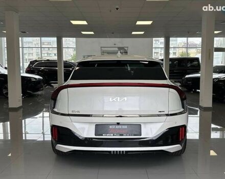 Киа EV6, объемом двигателя 0 л и пробегом 8 тыс. км за 39000 $, фото 4 на Automoto.ua