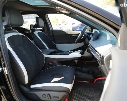 Киа EV6, объемом двигателя 0 л и пробегом 5 тыс. км за 35300 $, фото 9 на Automoto.ua