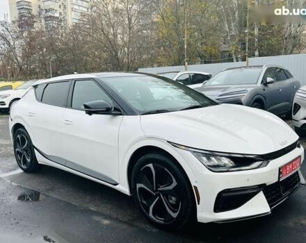 Кіа EV6, об'ємом двигуна 2 л та пробігом 11 тис. км за 34999 $, фото 9 на Automoto.ua