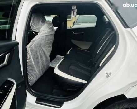 Кіа EV6, об'ємом двигуна 2 л та пробігом 11 тис. км за 34999 $, фото 28 на Automoto.ua