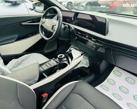 Кіа EV6, об'ємом двигуна 2 л та пробігом 11 тис. км за 34999 $, фото 14 на Automoto.ua