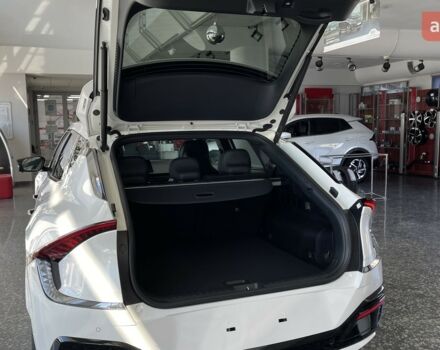 Киа EV6 2024 в Киеве на Automoto.ua Киа EV6, объемом двигателя 0 л и пробегом 0 тыс. км за 44818 $, фото 27 на Automoto.ua