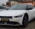Серый Киа EV6, объемом двигателя 77 л и пробегом 64 тыс. км за 32999 $, фото 2 на Automoto.ua