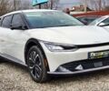 Серый Киа EV6, объемом двигателя 77 л и пробегом 64 тыс. км за 32999 $, фото 1 на Automoto.ua