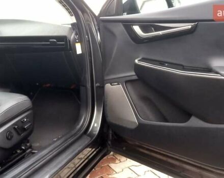 Сірий Кіа EV6, об'ємом двигуна 0 л та пробігом 67 тис. км за 29800 $, фото 14 на Automoto.ua