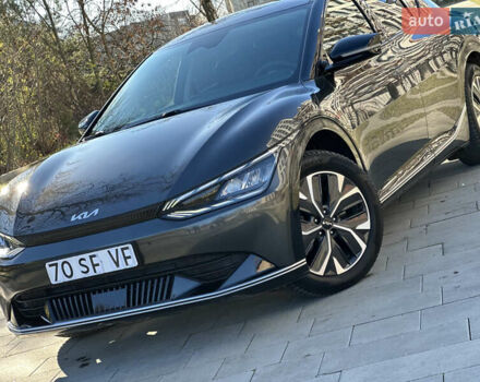 Сірий Кіа EV6, об'ємом двигуна 0 л та пробігом 188 тис. км за 25999 $, фото 1 на Automoto.ua
