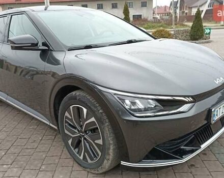 Сірий Кіа EV6, об'ємом двигуна 0 л та пробігом 67 тис. км за 29800 $, фото 2 на Automoto.ua