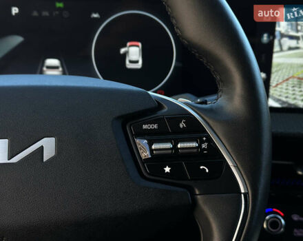 Сірий Кіа EV6, об'ємом двигуна 0 л та пробігом 188 тис. км за 25999 $, фото 73 на Automoto.ua