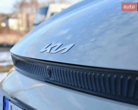 Серый Киа EV6, объемом двигателя 0 л и пробегом 73 тыс. км за 30700 $, фото 10 на Automoto.ua