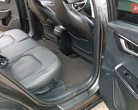 Сірий Кіа EV6, об'ємом двигуна 0 л та пробігом 67 тис. км за 29800 $, фото 15 на Automoto.ua