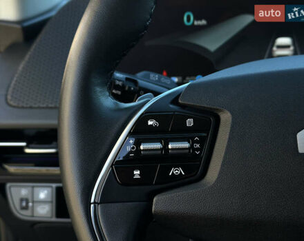 Сірий Кіа EV6, об'ємом двигуна 0 л та пробігом 188 тис. км за 25999 $, фото 69 на Automoto.ua