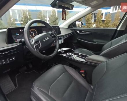 Сірий Кіа EV6, об'ємом двигуна 0 л та пробігом 67 тис. км за 29800 $, фото 10 на Automoto.ua