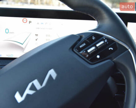 Серый Киа EV6, объемом двигателя 0 л и пробегом 73 тыс. км за 30700 $, фото 30 на Automoto.ua