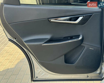 Серый Киа EV6, объемом двигателя 0 л и пробегом 59 тыс. км за 29500 $, фото 13 на Automoto.ua