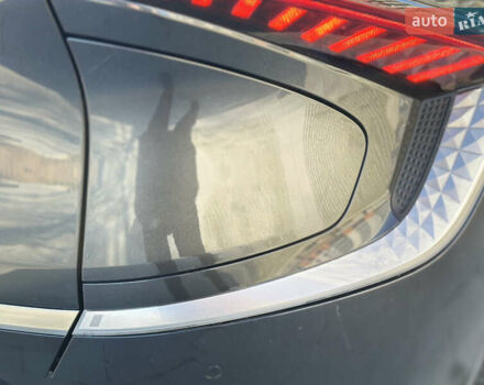 Сірий Кіа EV6, об'ємом двигуна 0 л та пробігом 188 тис. км за 25999 $, фото 24 на Automoto.ua