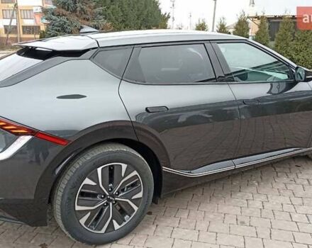 Сірий Кіа EV6, об'ємом двигуна 0 л та пробігом 67 тис. км за 29800 $, фото 4 на Automoto.ua