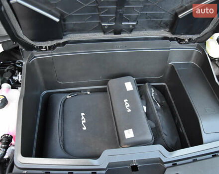 Серый Киа EV6, объемом двигателя 0 л и пробегом 73 тыс. км за 30700 $, фото 19 на Automoto.ua