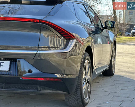 Сірий Кіа EV6, об'ємом двигуна 0 л та пробігом 188 тис. км за 25999 $, фото 21 на Automoto.ua