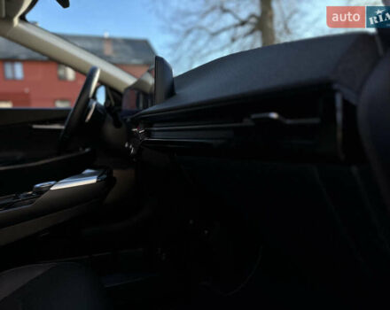 Сірий Кіа EV6, об'ємом двигуна 0 л та пробігом 188 тис. км за 25999 $, фото 56 на Automoto.ua