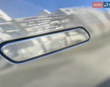 Сірий Кіа EV6, об'ємом двигуна 0 л та пробігом 188 тис. км за 25999 $, фото 27 на Automoto.ua