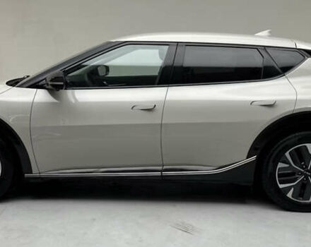 Серый Киа EV6, объемом двигателя 0 л и пробегом 73 тыс. км за 30700 $, фото 1 на Automoto.ua