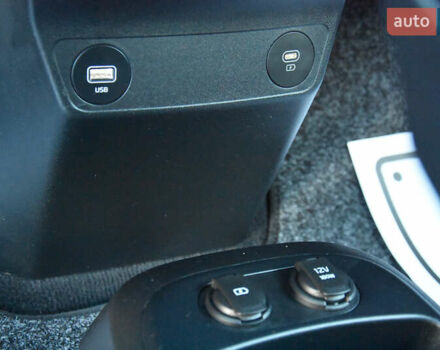 Серый Киа EV6, объемом двигателя 0 л и пробегом 73 тыс. км за 30700 $, фото 48 на Automoto.ua