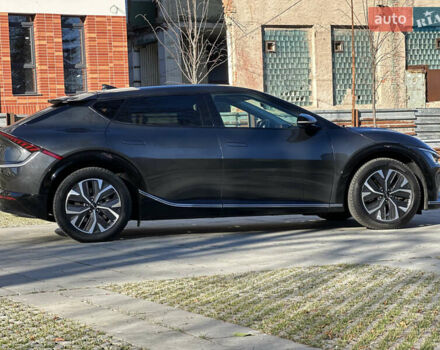 Сірий Кіа EV6, об'ємом двигуна 0 л та пробігом 188 тис. км за 25999 $, фото 12 на Automoto.ua
