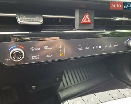 Серый Киа EV6, объемом двигателя 0 л и пробегом 120 тыс. км за 23500 $, фото 23 на Automoto.ua