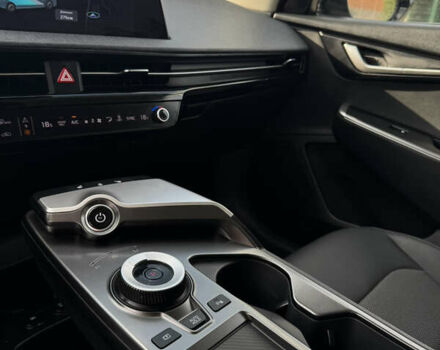 Сірий Кіа EV6, об'ємом двигуна 0 л та пробігом 14 тис. км за 22950 $, фото 20 на Automoto.ua