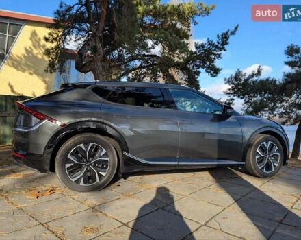 Сірий Кіа EV6, об'ємом двигуна 0 л та пробігом 140 тис. км за 23800 $, фото 4 на Automoto.ua