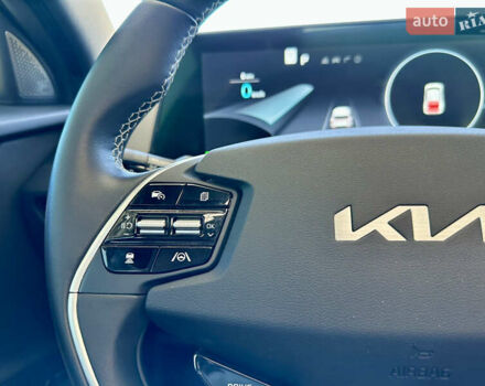 Серый Киа EV6, объемом двигателя 0 л и пробегом 20 тыс. км за 27200 $, фото 43 на Automoto.ua