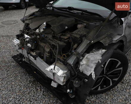 Сірий Кіа EV6, об'ємом двигуна 0 л та пробігом 67 тис. км за 15899 $, фото 15 на Automoto.ua