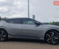 Серый Киа EV6, объемом двигателя 0 л и пробегом 62 тыс. км за 23700 $, фото 3 на Automoto.ua