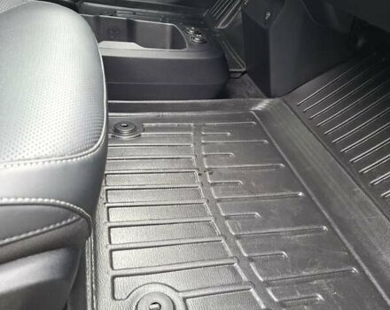 Серый Киа EV6, объемом двигателя 0 л и пробегом 120 тыс. км за 23500 $, фото 25 на Automoto.ua