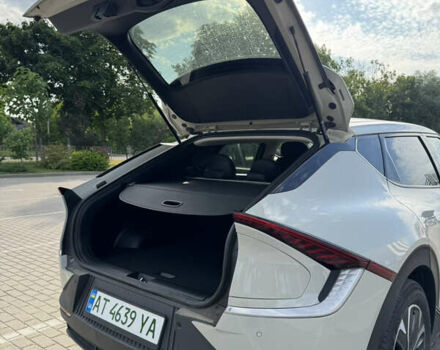 Сірий Кіа EV6, об'ємом двигуна 0 л та пробігом 14 тис. км за 22950 $, фото 28 на Automoto.ua